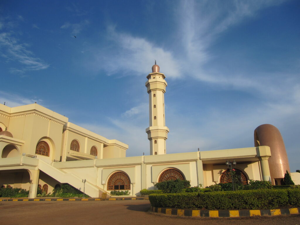 ᐈ 7 найбільших мечетей світу - великі мечеті - самі великі мечеті 2024