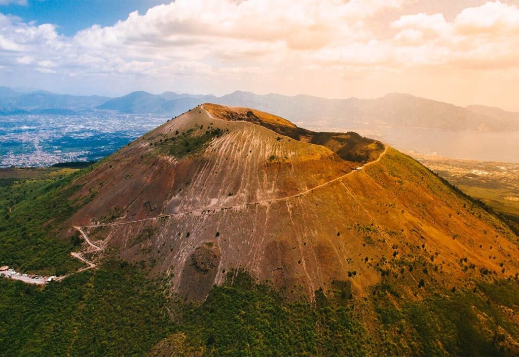 ᐈ 9 найбільших вивержень вулканів в історії - великі виверження вулкану - самі великі 2024