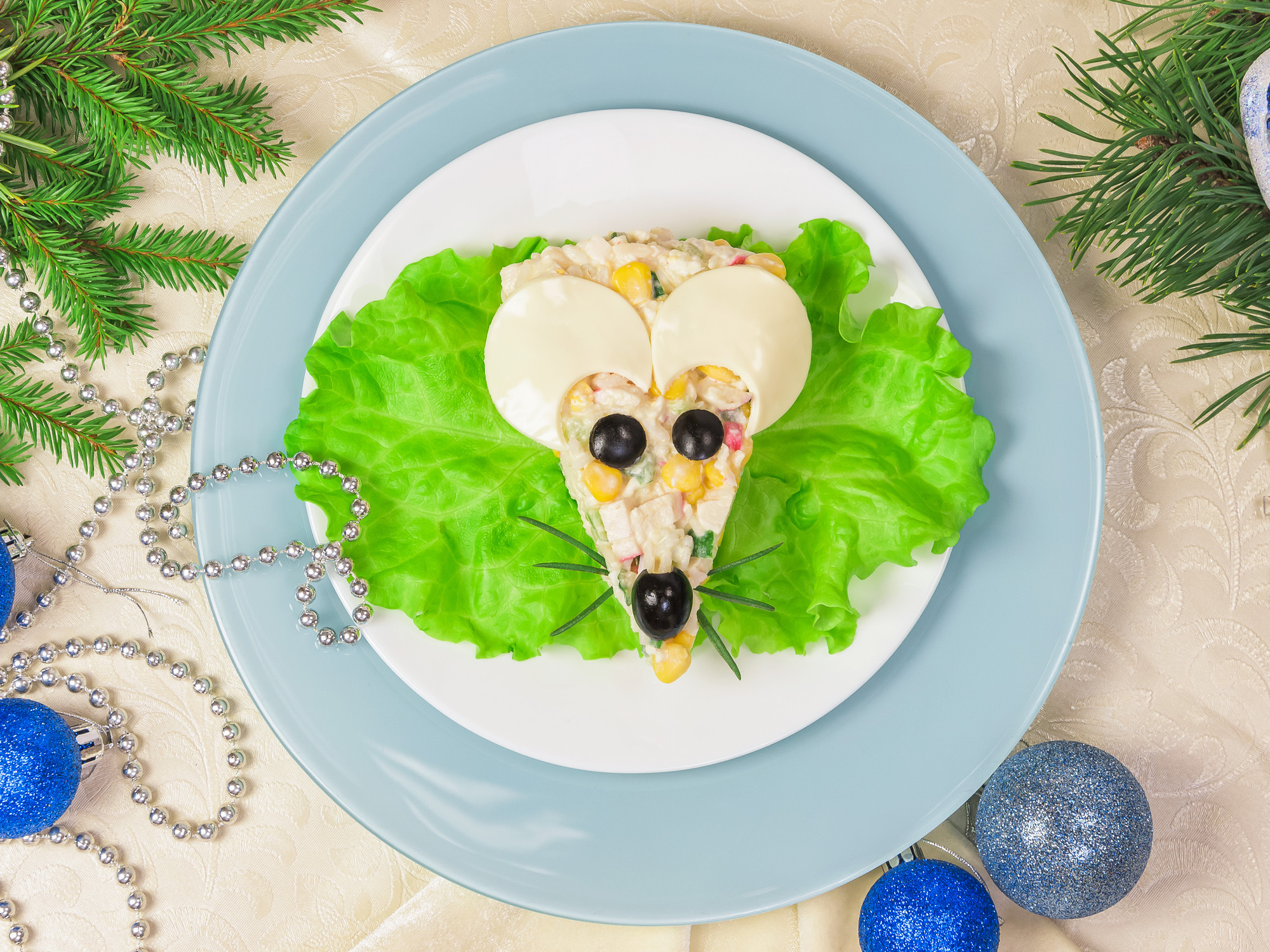 Фотоідеі: як прикрасити новорічні страви в рік Білого Щура