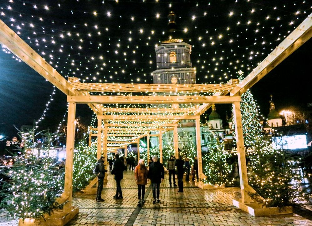 Куди поїхати відпочивати на Новорічні свята