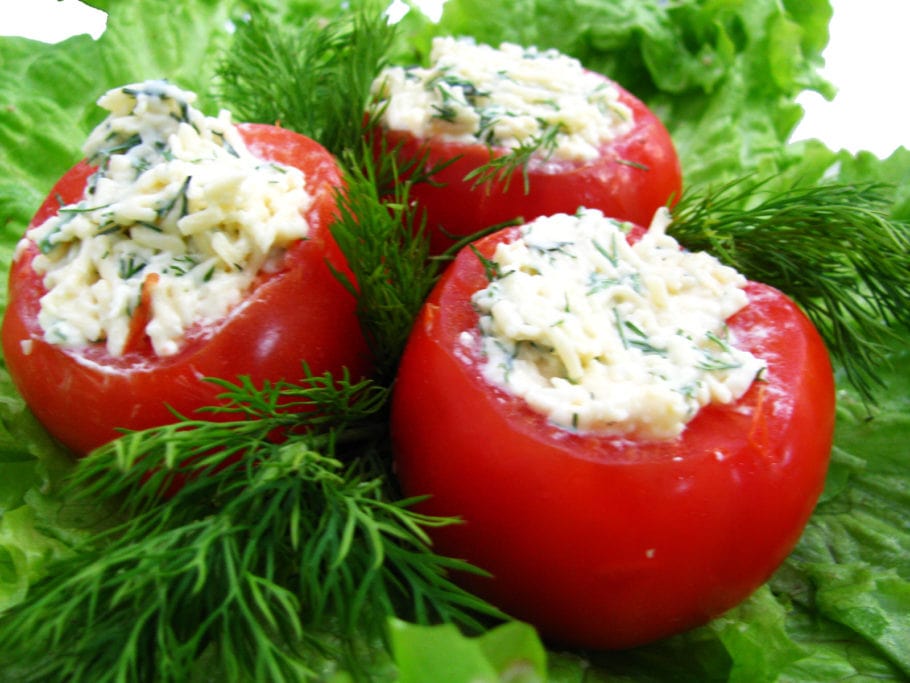 Найкращі рецепти святкових страв на Трійцю